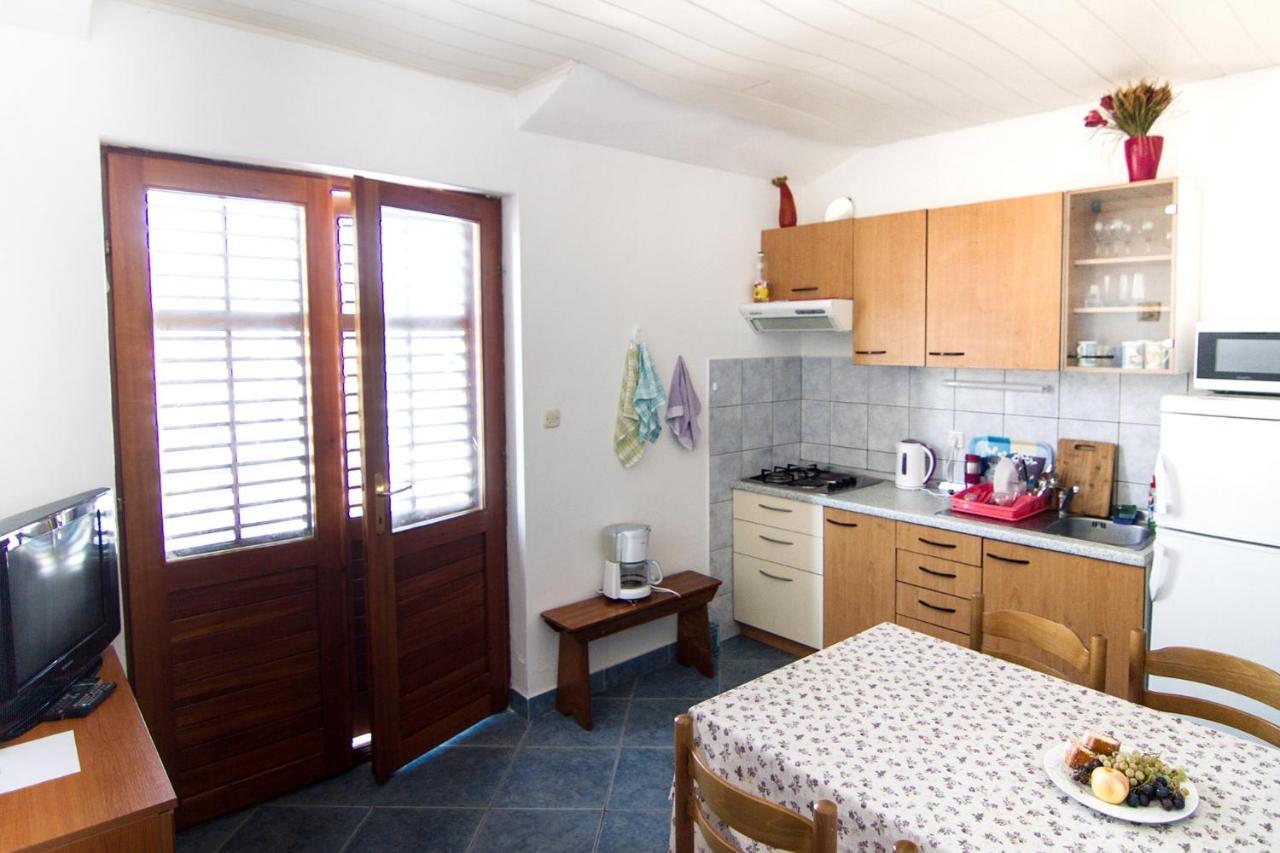 Apartment Stomorska 8650A 외부 사진