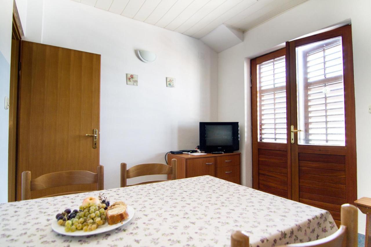 Apartment Stomorska 8650A 외부 사진